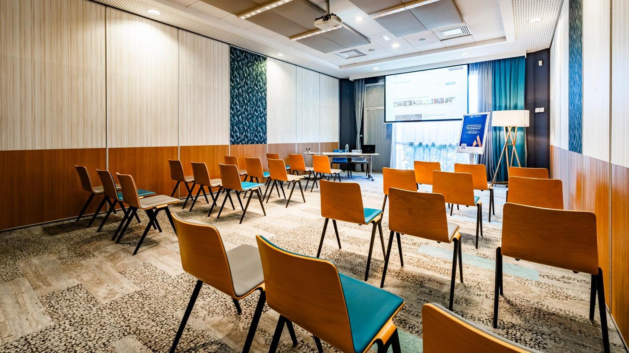 Novotel Reims Tinqueux Exteriör bild