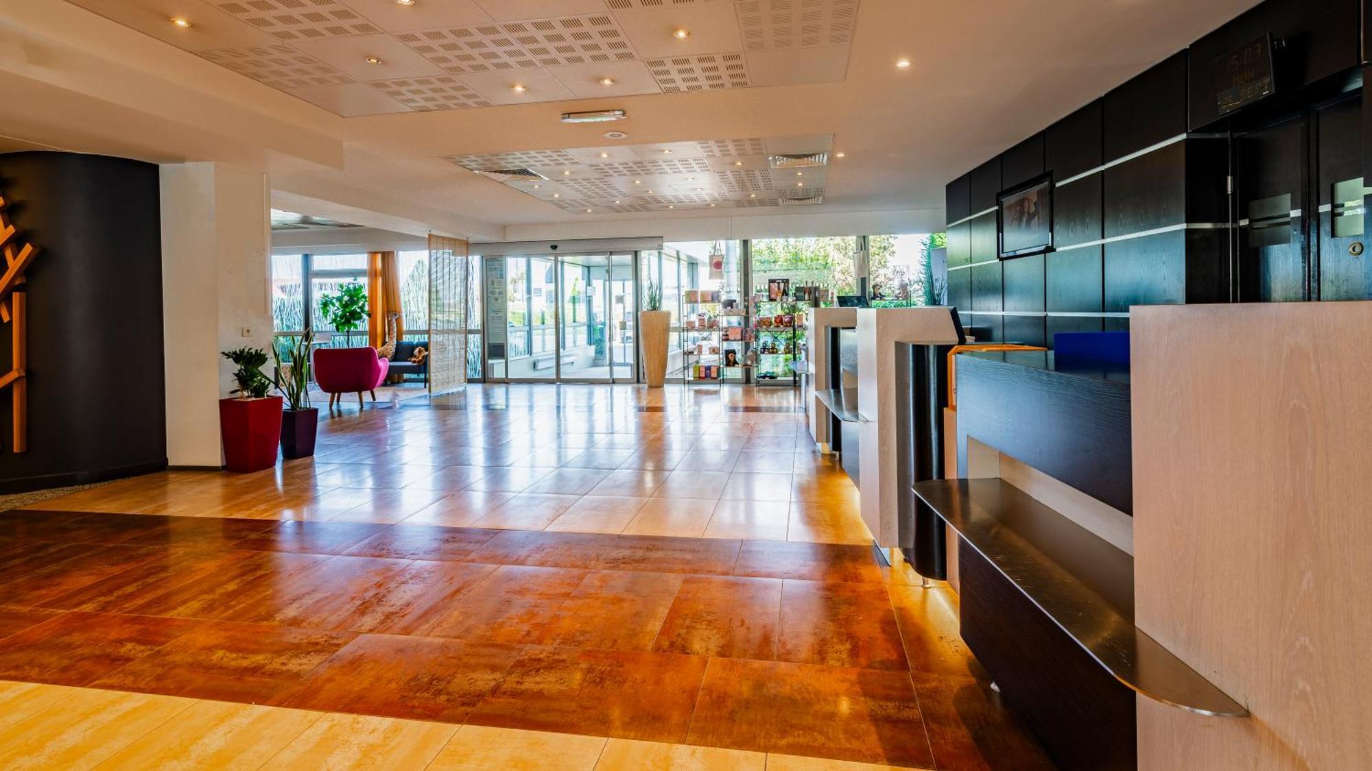 Novotel Reims Tinqueux Exteriör bild