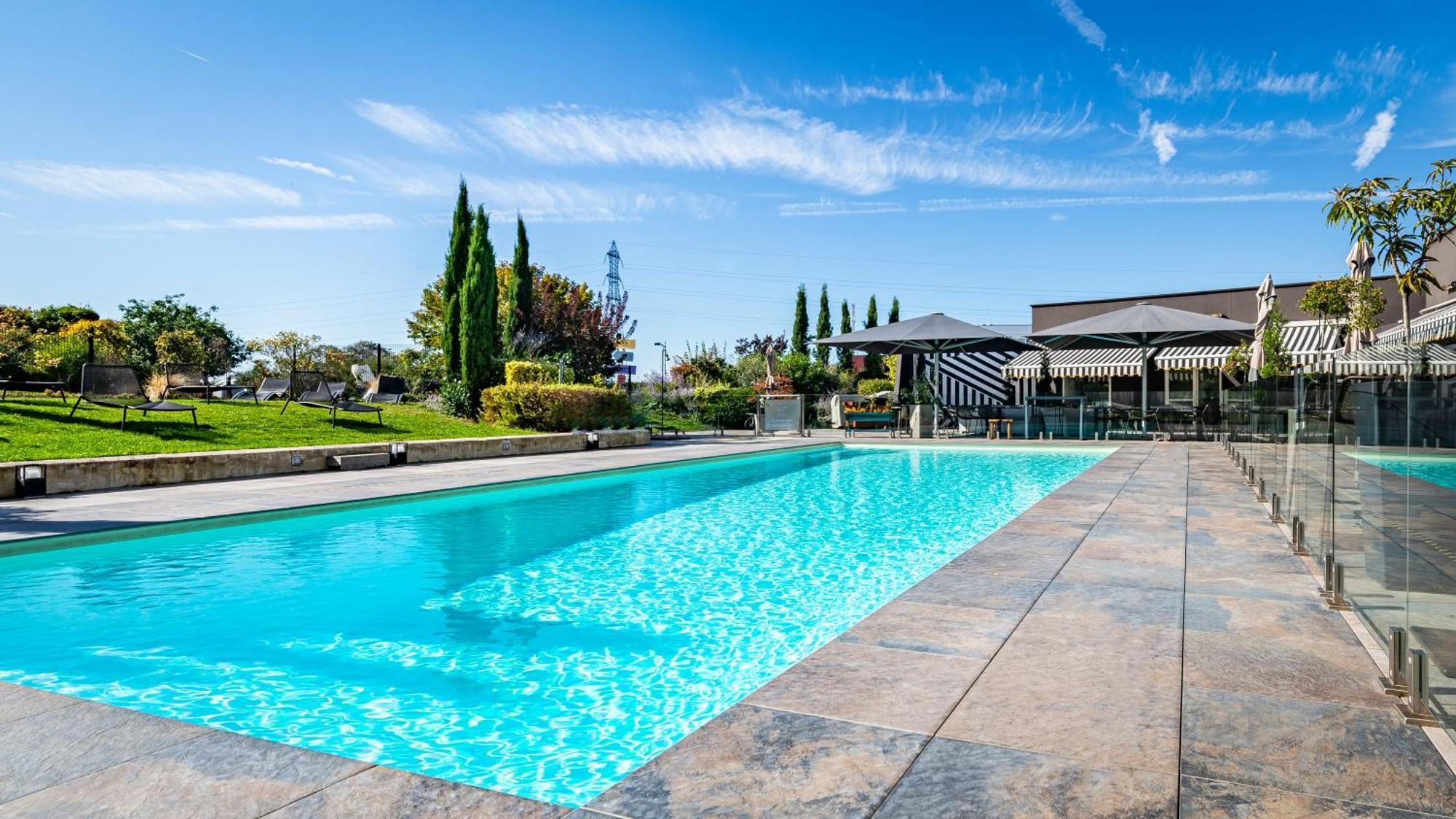 Novotel Reims Tinqueux Exteriör bild